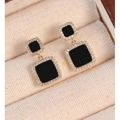 Party Wear Drop Earrings